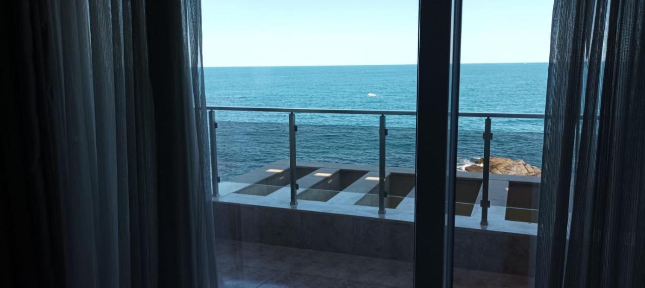 Swan Bay Complex Apartment Chernomorets Ngoại thất bức ảnh