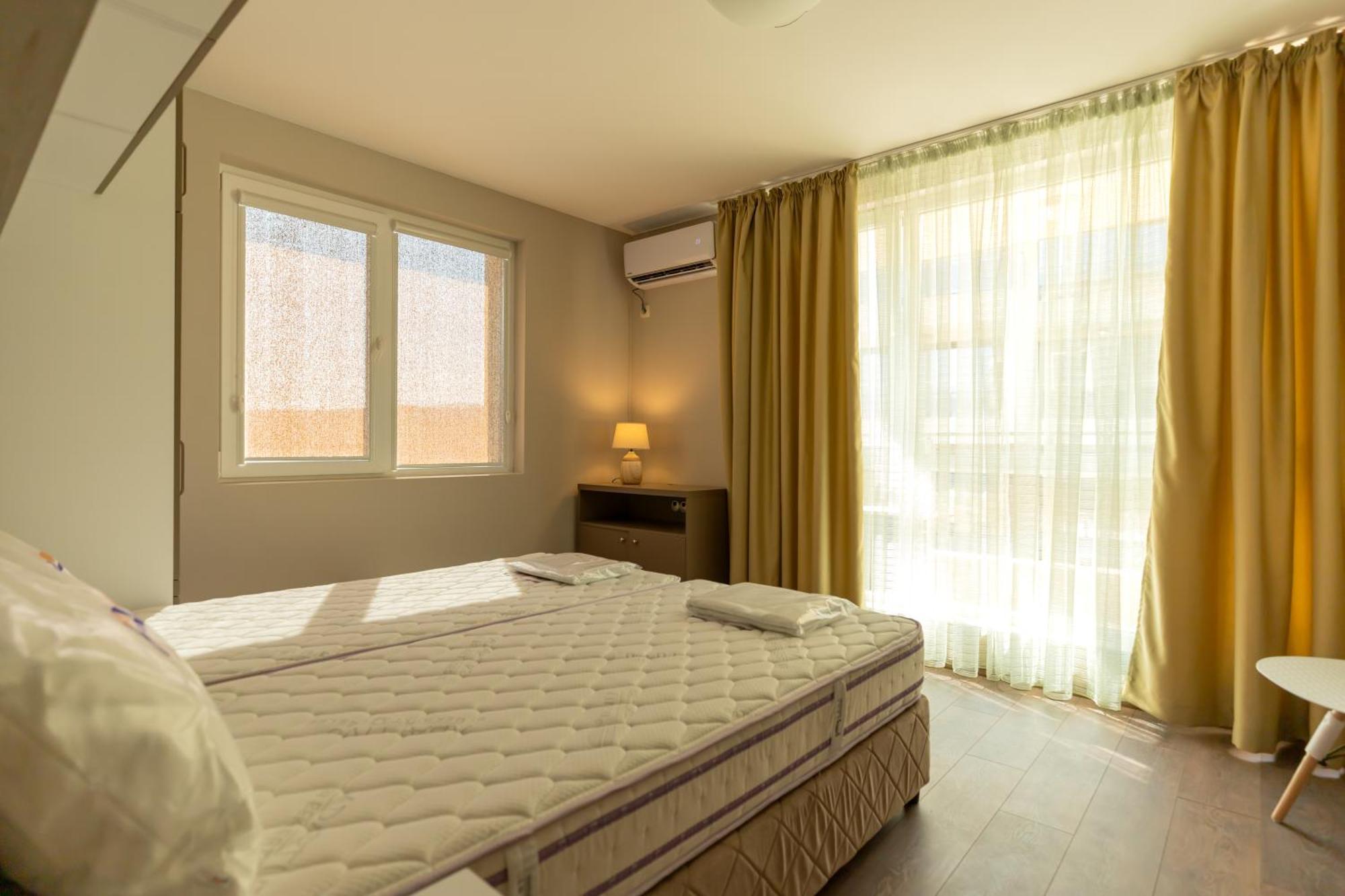 Swan Bay Complex Apartment Chernomorets Ngoại thất bức ảnh